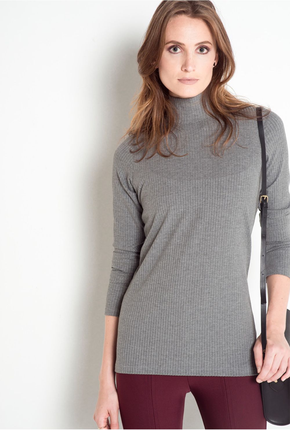 modelo blusa gola alta