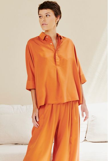camisa-ampla-laranja-editorial